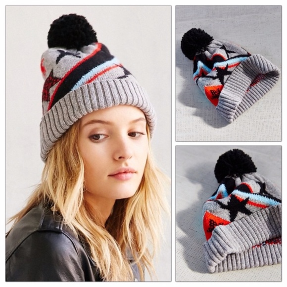 Urban Outfitters Accessories - Urban Outfitters Gray Stars Pom Pom Beanie